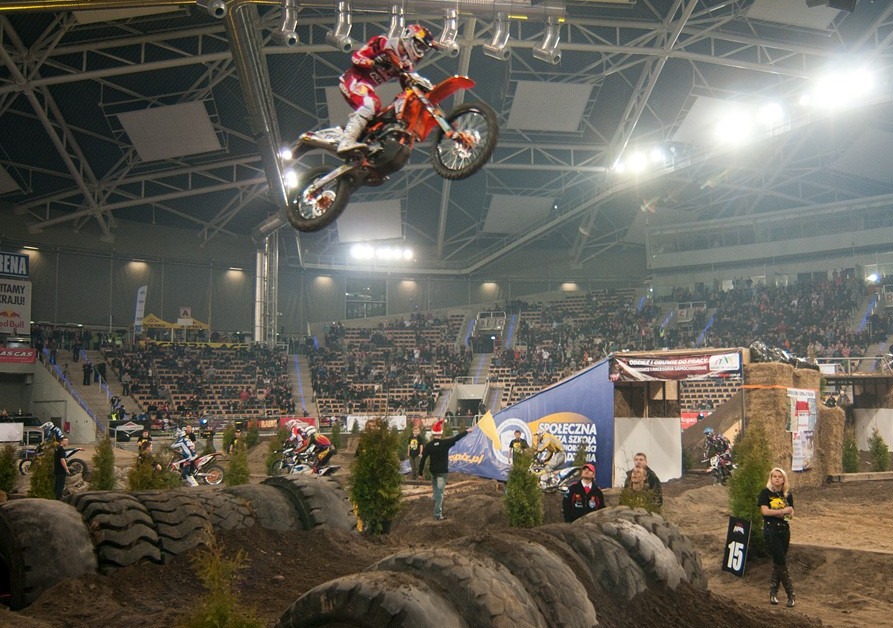 taddy skok atlas arena super enduro z