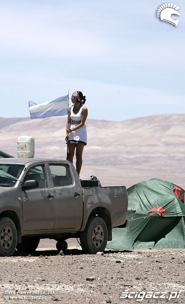 Argentynscy kibice na trasie-rajdu Dakar 2010