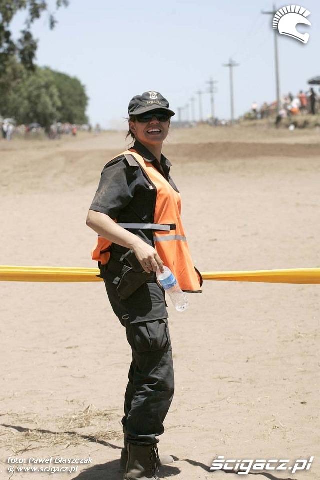 Policjantka Z bronia Dakar