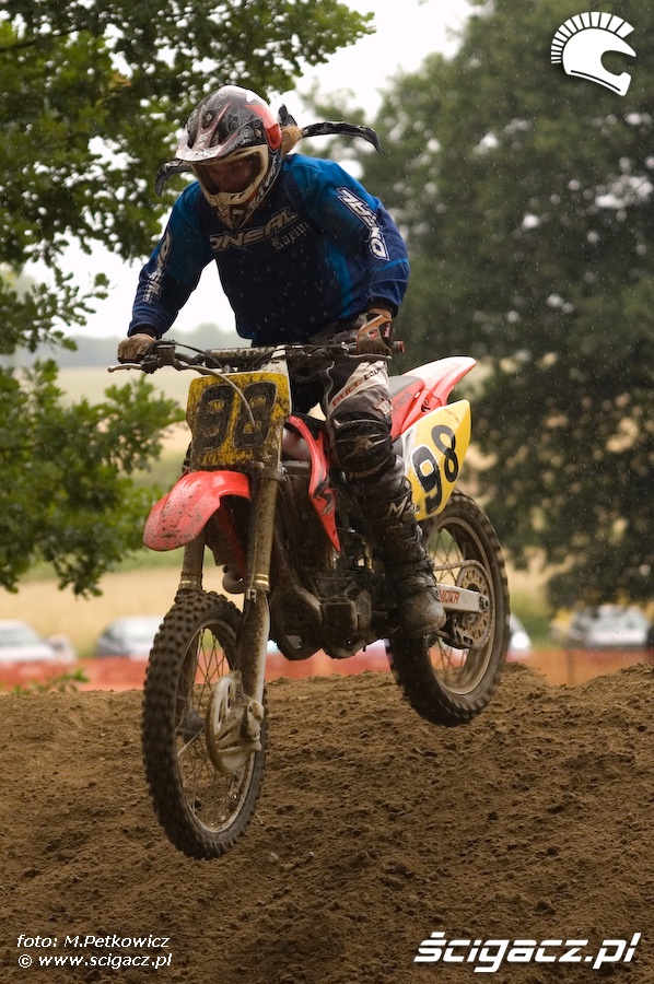 zawodnik motocross nowogard