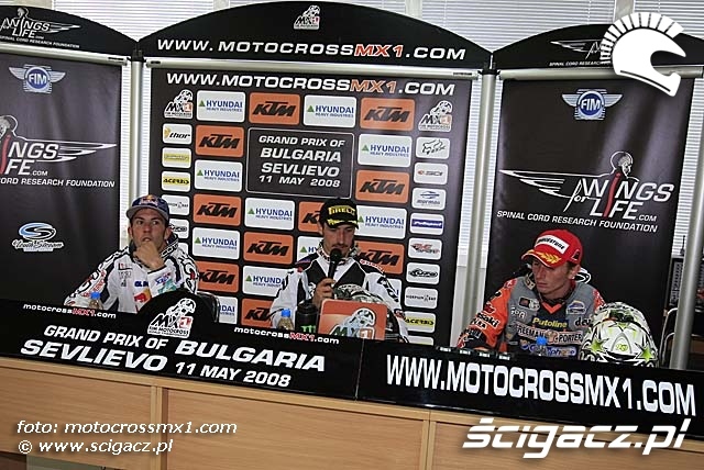 MX1 konferencja prasowa