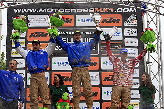 mx2 podium