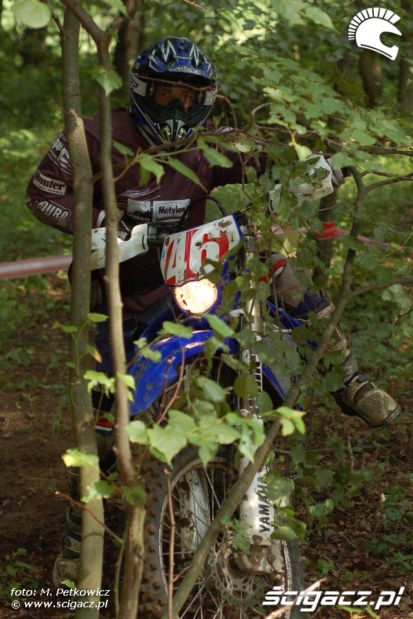 zamaskowane enduro