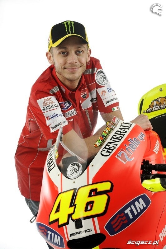 Rossi i Hayden Desmosedici GP11