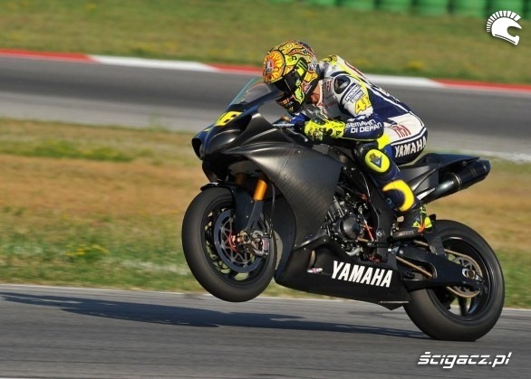 rossi misano test na gumie