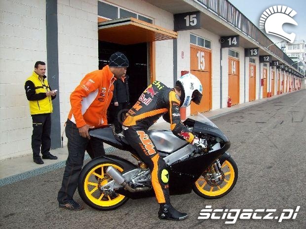 KTM-Moto3-test-Cartagena-Spain-2