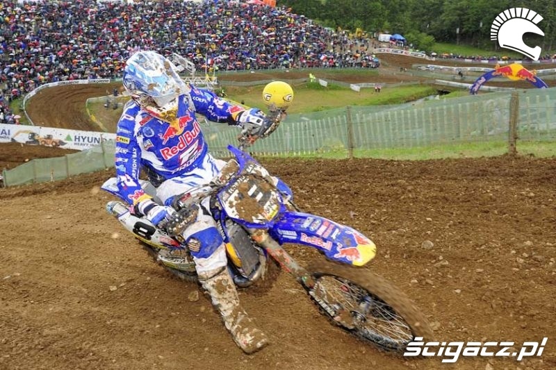 LeokT MxGp8F