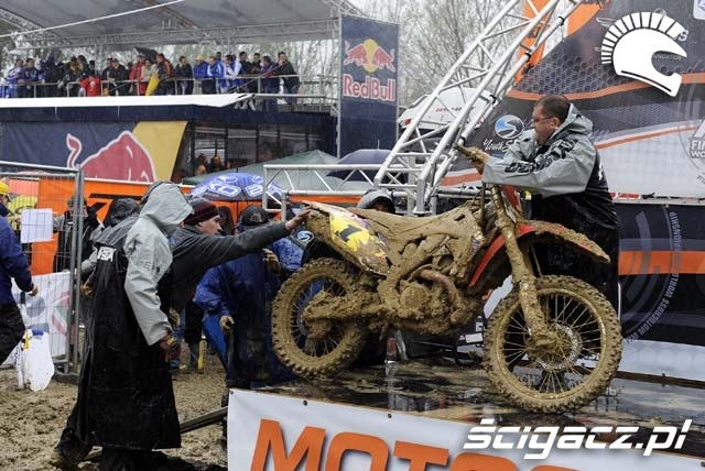 podium mx1 feanza 2009