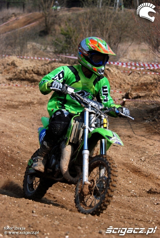 wyscig motocross MX65