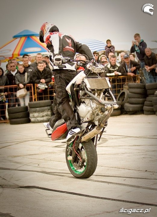 no-front switchback wheelie Angyal Zoltan