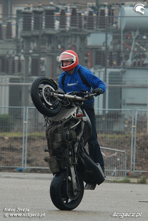 Klaas de Jong stunt riding