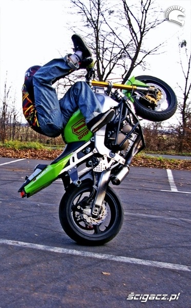 stunt pro rider Stunter13