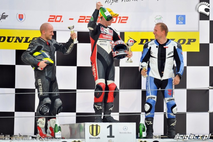 I runda WMMP 2012 podium