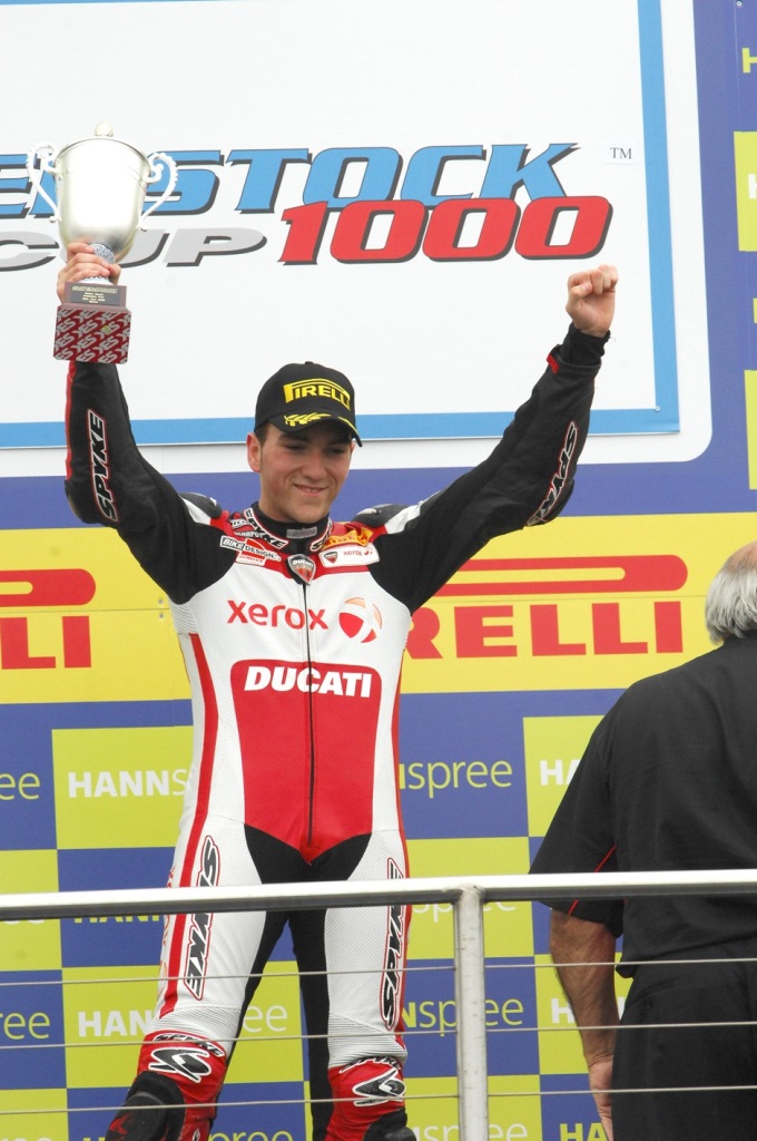 Pirelli Donington SSTK100