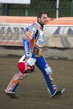 010 Nicholls po defekcie