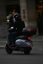 Paryskie motocykle 178