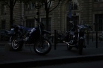 Paryskie motocykle  wieczorem 195