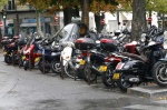 Paryskie motocykle na parkingu116
