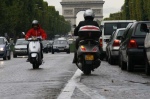 Paryskie motocykle triumfalny luk 124