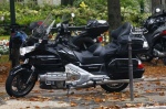 Paryskie motocykle z oparciem 127