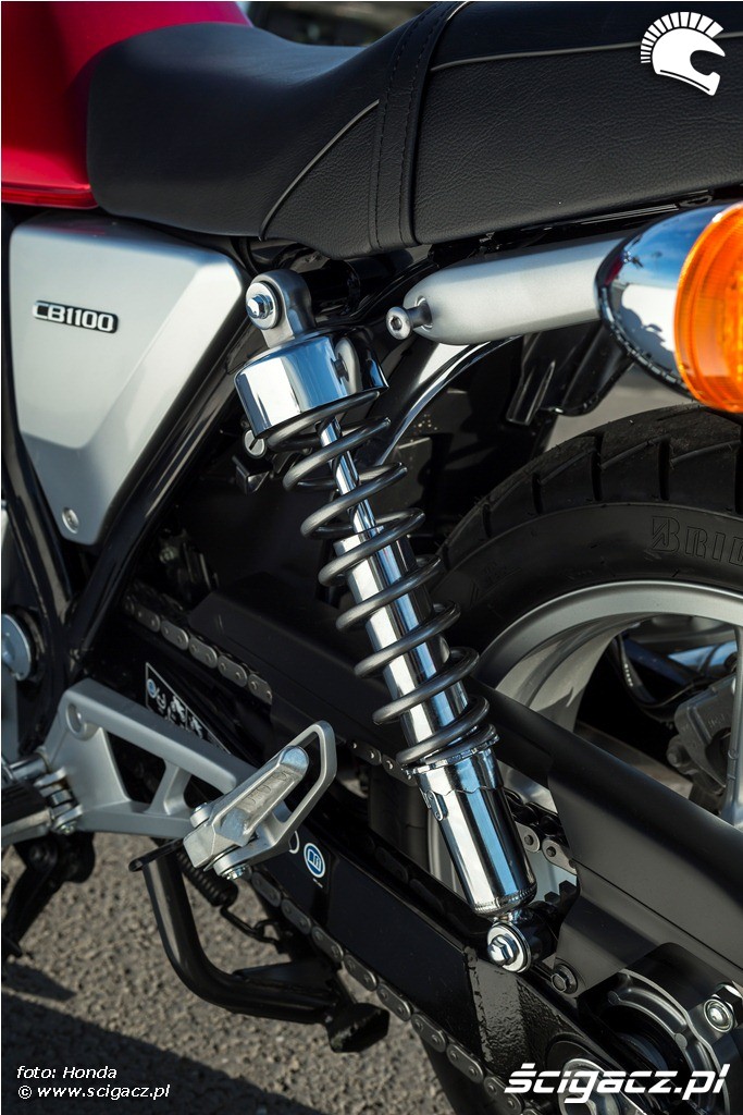 Tylne amortyzatory Honda CB1100