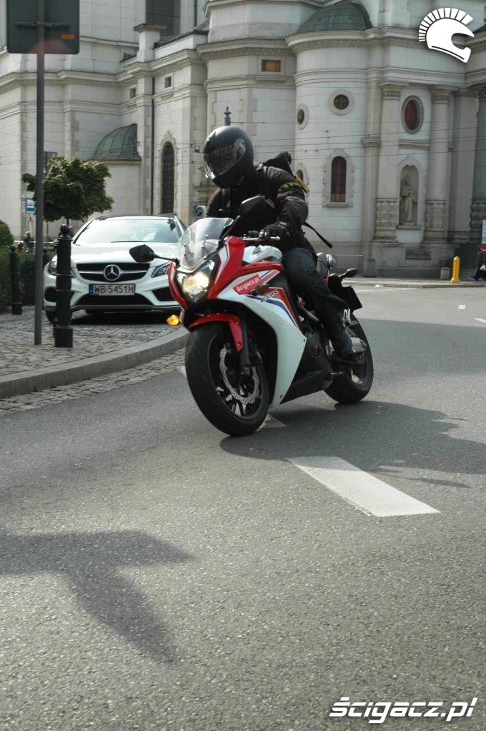 Honda CBR650F 2014 ruch uliczny