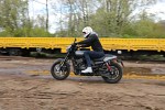 motocykl harley 750 2