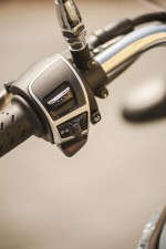 Moto Guzzi V9 Roamer 2018 11
