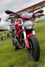 lampa przod Ducati Monster 796 2011