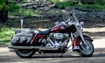 Harley Davidson Road King prawy bok