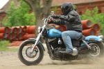 dynamika prawy profil Harley Davidson Street Bob