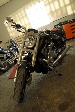 lewy przod Harley Davidson V Rod Muscle