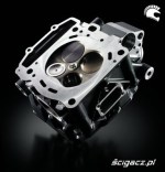 30065 RC8 Cylinder head view