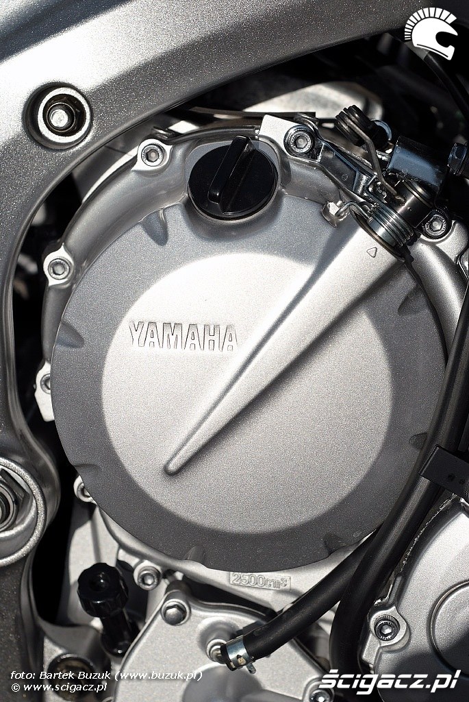 Yamaha FZ6 09