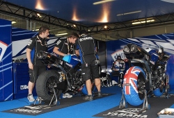 Yamaha Racing box Brno