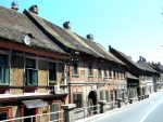 stare domy - Long Way na Balkanach