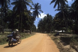 13 tanzania moto-012