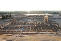 widok z gory na ruiny miasta