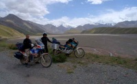 Kirgistan Pamir w tle