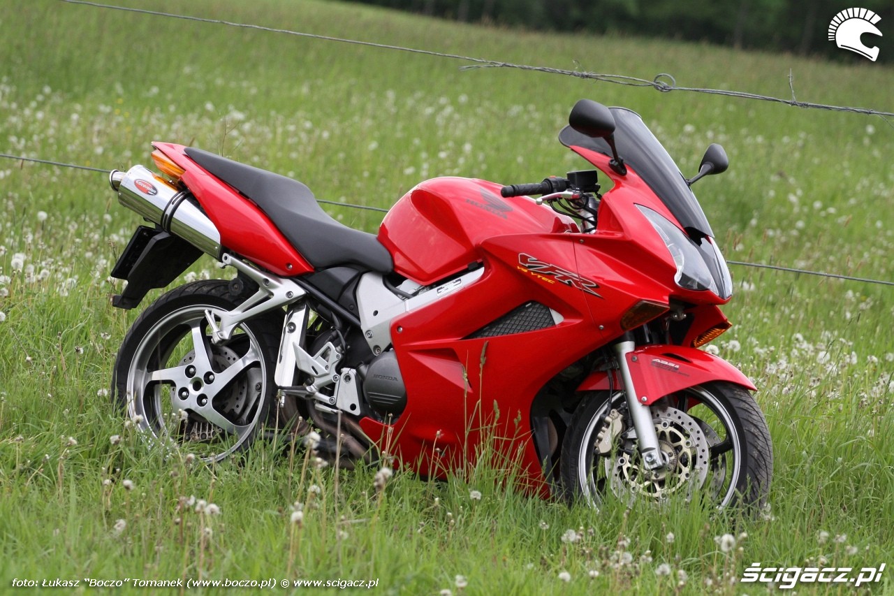 Хонда вфр. Honda VFR 800-2. Honda VFR 800. Мотоцикл Honda VFR 800. VFR 800 VTEC.