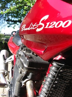Suzuki Bandit 1200 1997 silnik