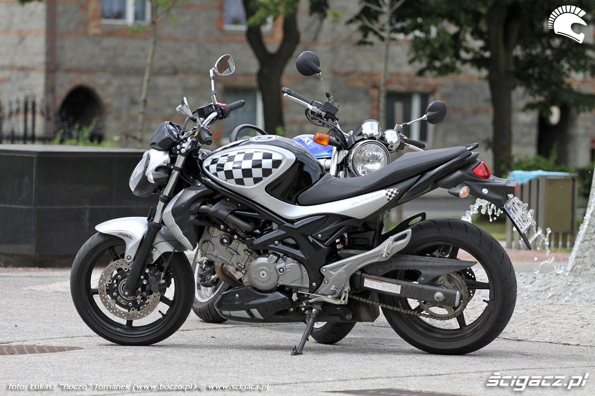 Suzuki sv gladius