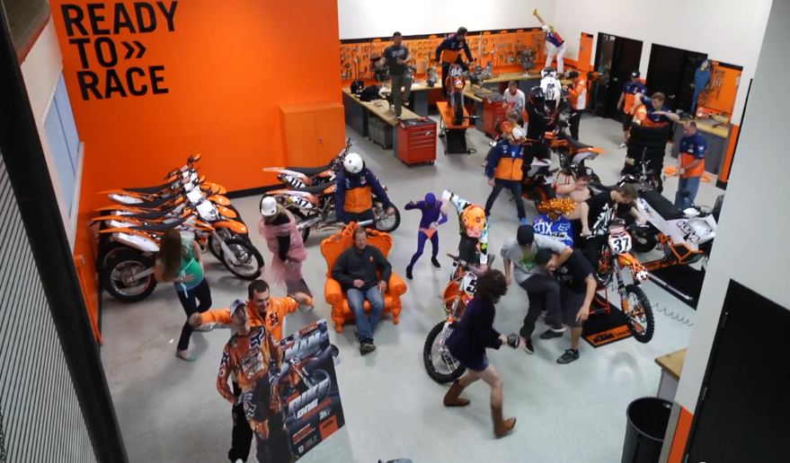 Harlem Shake KTM z