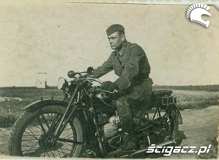 9 sowieckie L 300