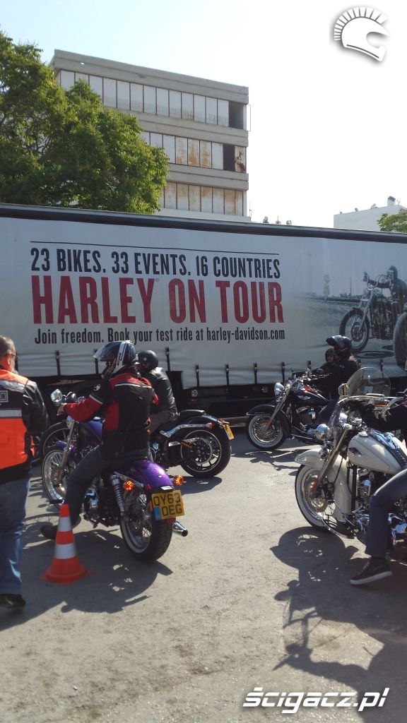 harley on tour 2014