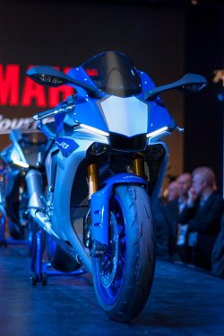 Prezentacja Yamaha 2014 press R1
