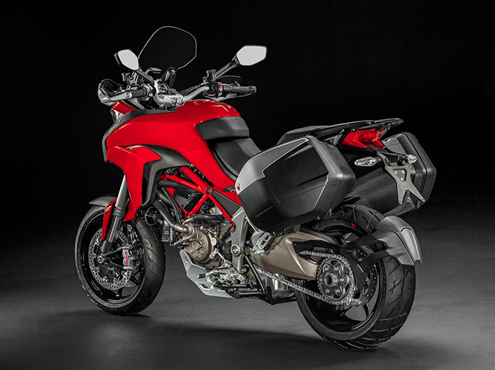 2015 Ducati Multistrada 1200S DVT z kuframi