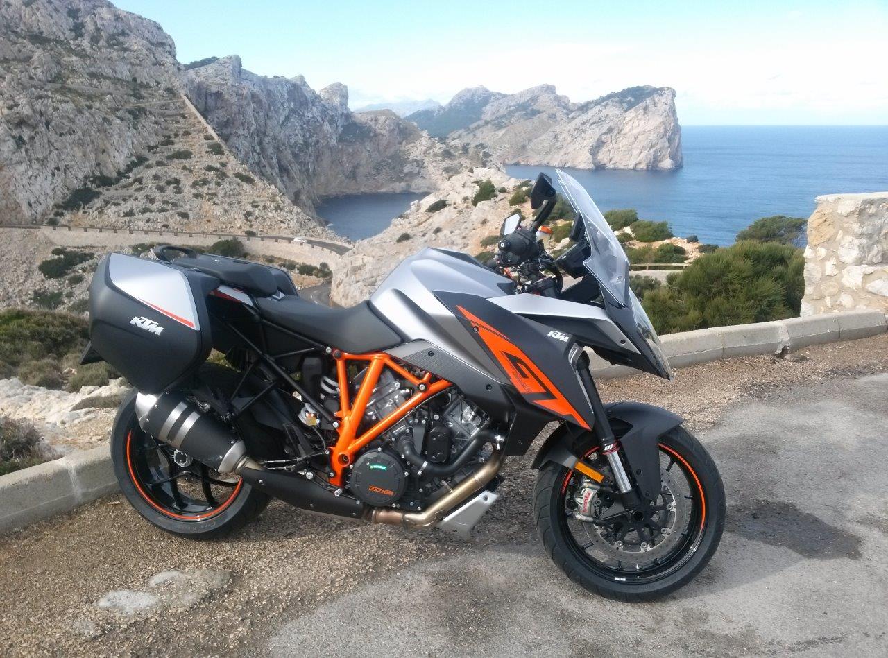 KTM Super Duke GT Mallorca z