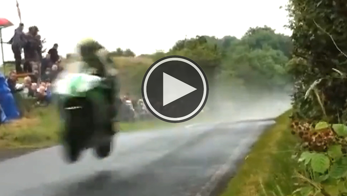 FacebookPlayButton brighter copy z