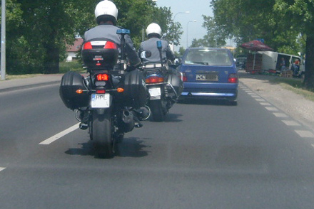 Policja na motocyklu